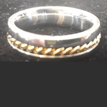 Gold plated rope in silver ring