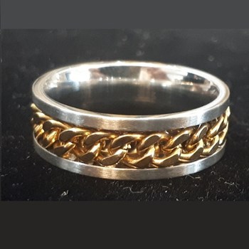 gold plated chain in platinum ring