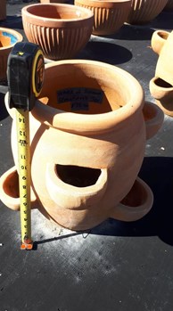 Terra Di Sienna Strawberry Jar