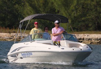 RENT a 19ft Bowrider