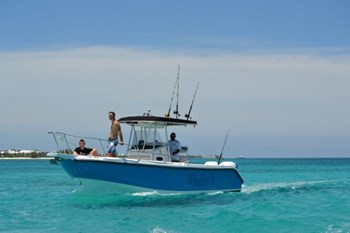 RENT a 26ft Bowrider