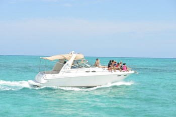 RENT a 31 ft Private Cruise wm2g Captain only m4ghalf daym5g