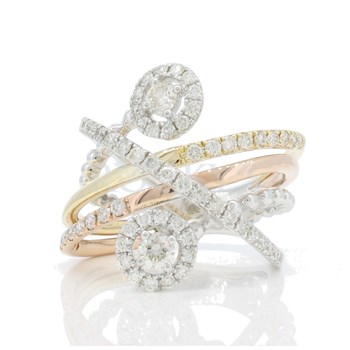 Three Tone Diamond Ring with 1m6g10 Carats