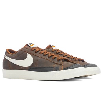 Nike Blazer Low ‘77 PRM VNTG Pecan Sail